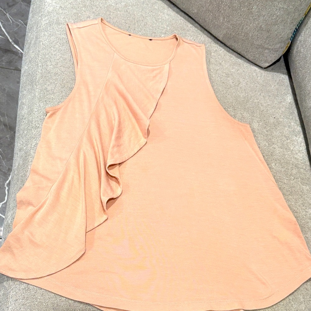 Peach Sleeveless Top M